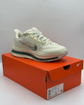 Women's Nike Pegasus Premium, HQ2593 008, Sea Glass/Metallic Silver - Size W US8.5