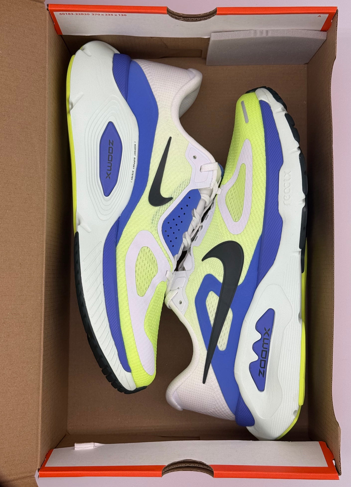 Nike Structure Plus, HQ3048 111, White/Black Spruce-Volt Ice - Size US11