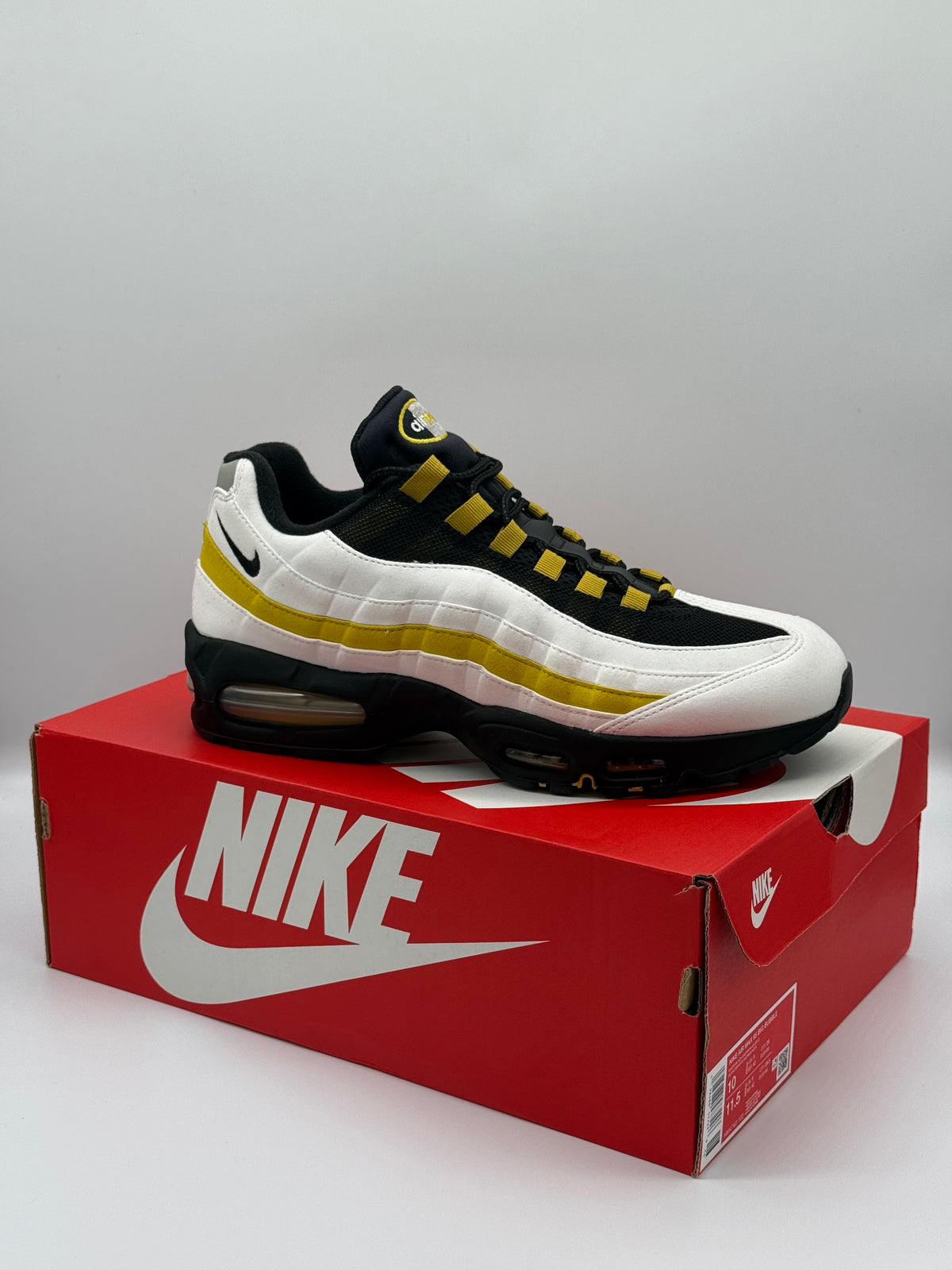 Nike Air Max 95 Big Bubble, HM4740 102, White/Black/Saffron Quartz - Size US10
