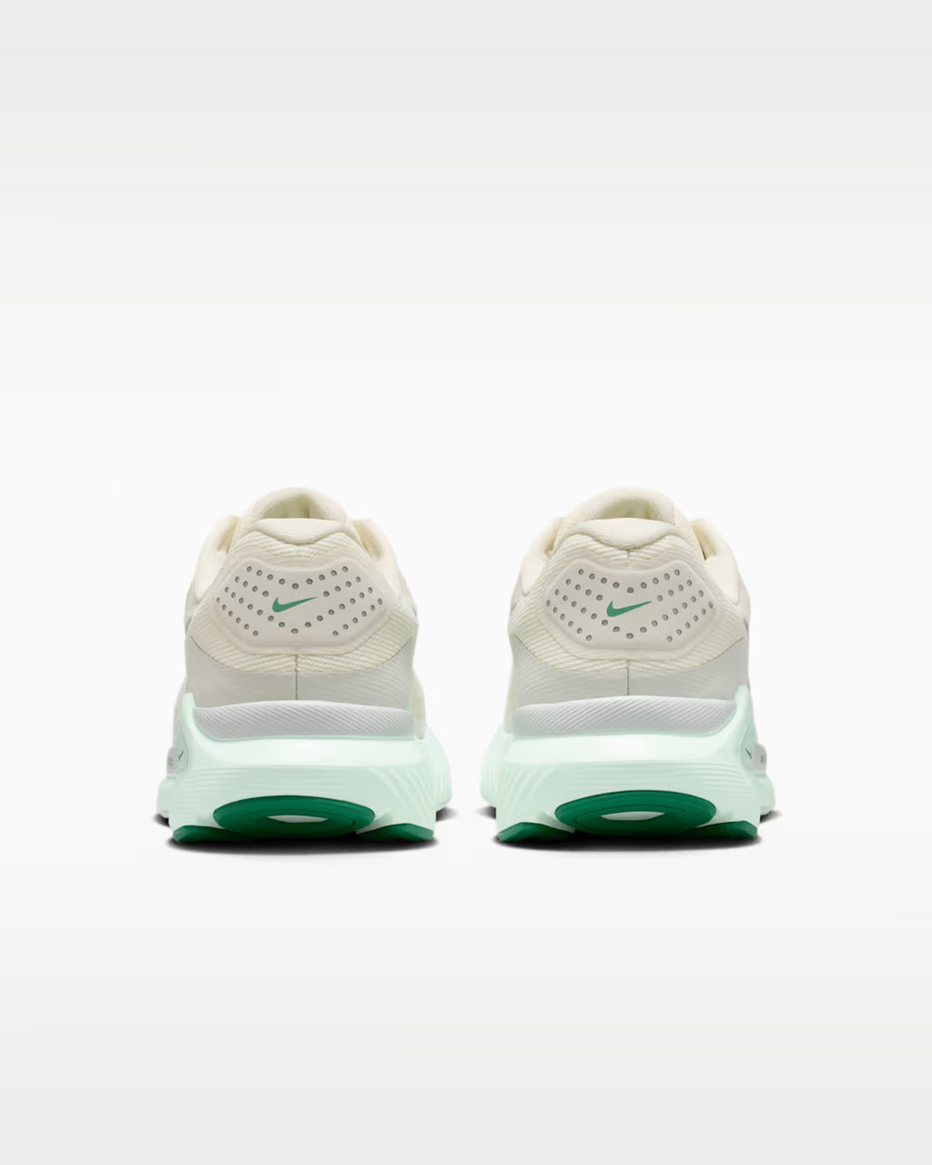 Women's Nike Structure 26 - Size W US8.5